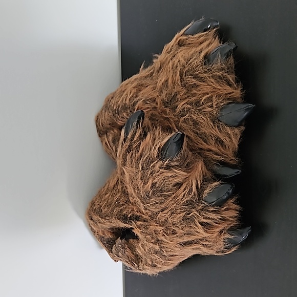 Bear Feet Slippers - Picture 2 of 4